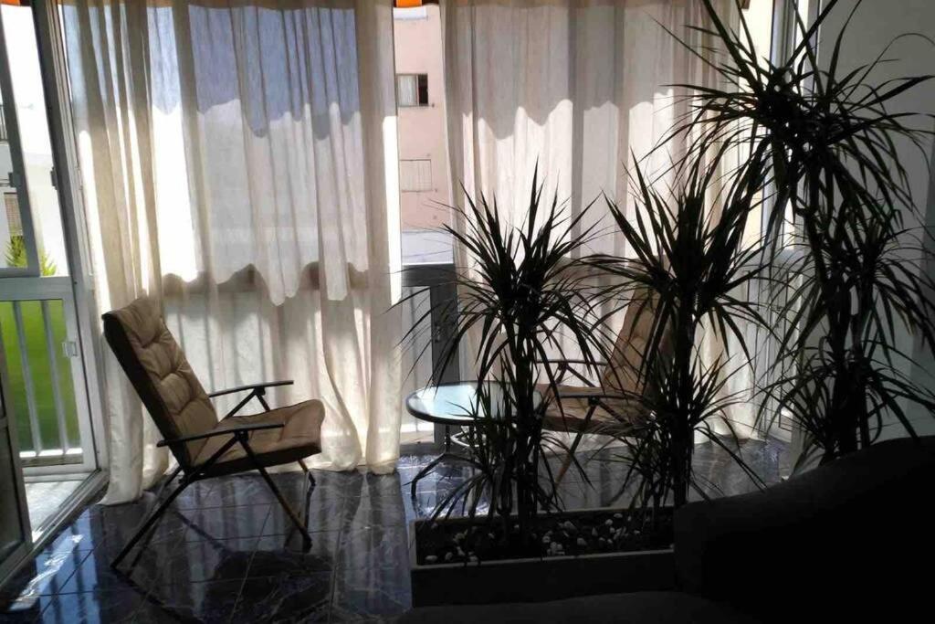 Apartamento A 10 Metros De La Playa Apartment La Herradura  Bagian luar foto
